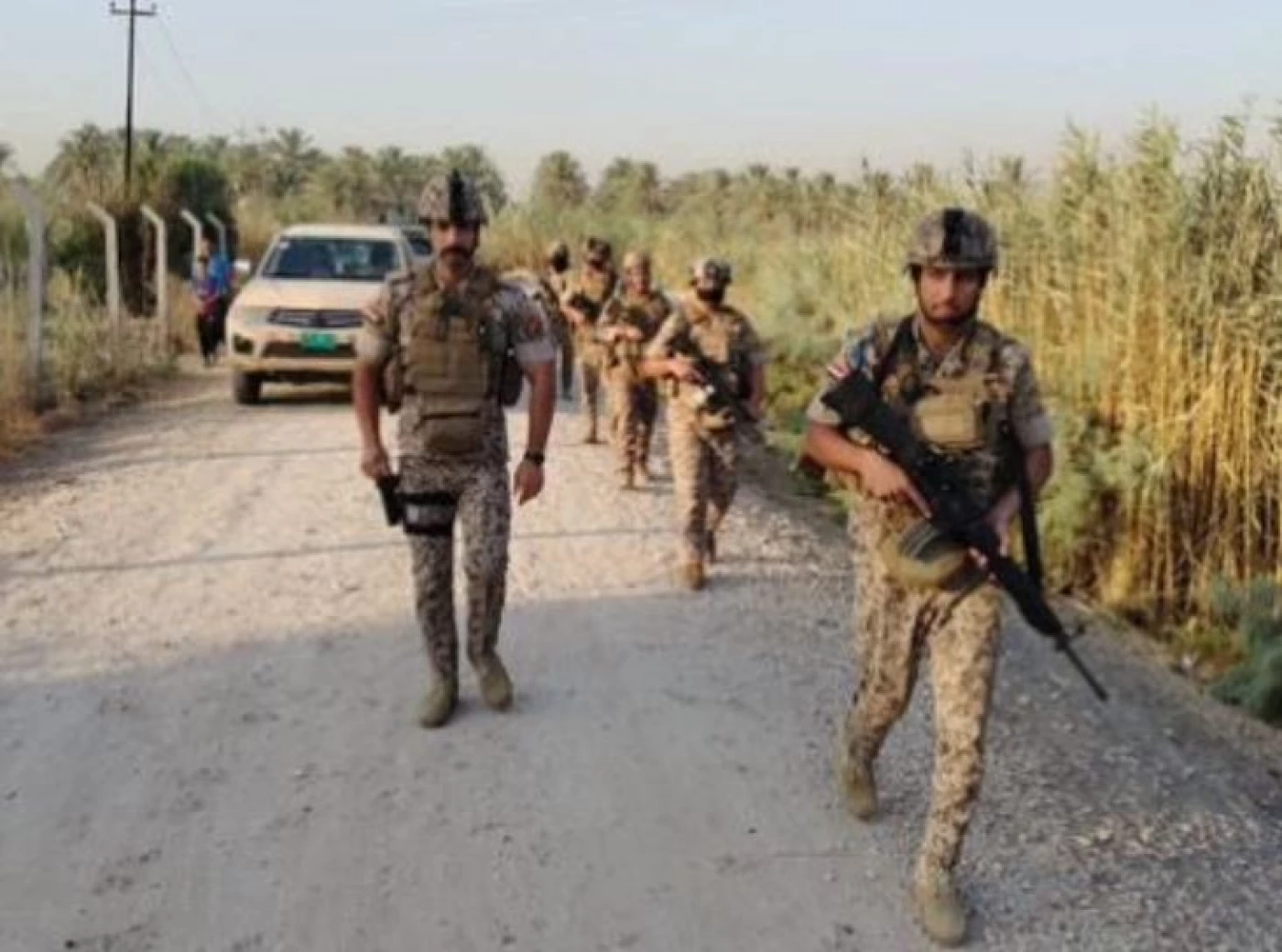 في بغداد.. اعتقال 70 شخصاً معظمهم أجانب وضبط أسلحة وأعتدة (صور)