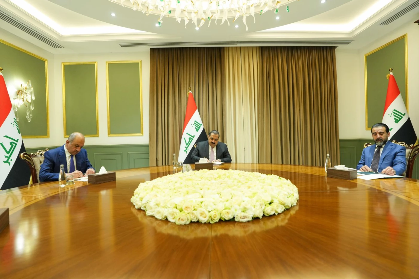 خاص| تفاصيل اجتماع "الإطار السني".. السامرائي الأقرب للبرلمان وهذا توزيع الوزارات والمؤسسات الأخرى