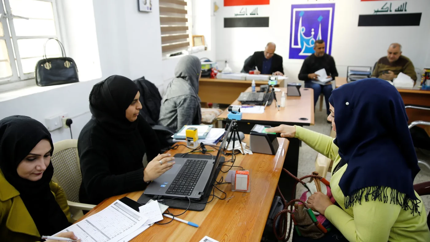 خاص| المفوضية تقدم حلاً بديلاً لمشكلة تسجيل بصمات الأصابع في الانتخابات