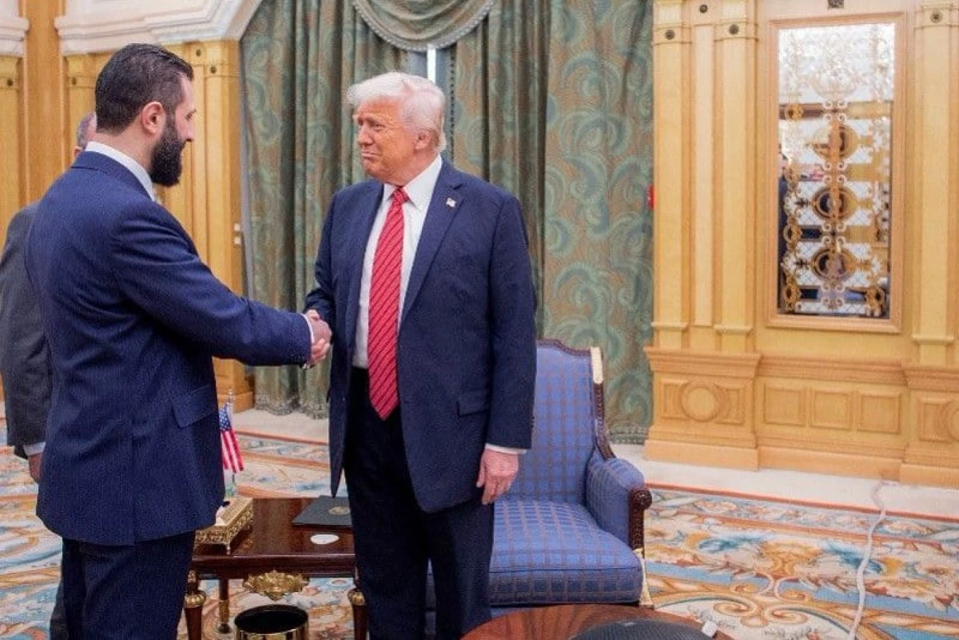 الولايات المتحدة توافق على دمج "متشدّدين أجانب" بالجيش السوري