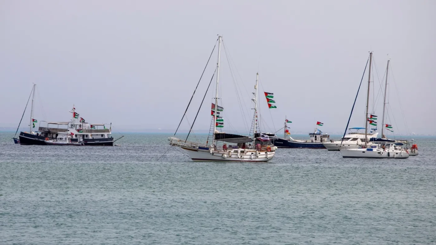 رغم الاعتراضات الإسرائيلية.. "أسطول الصمود" يؤكد مواصلته رحلته إلى غزة 