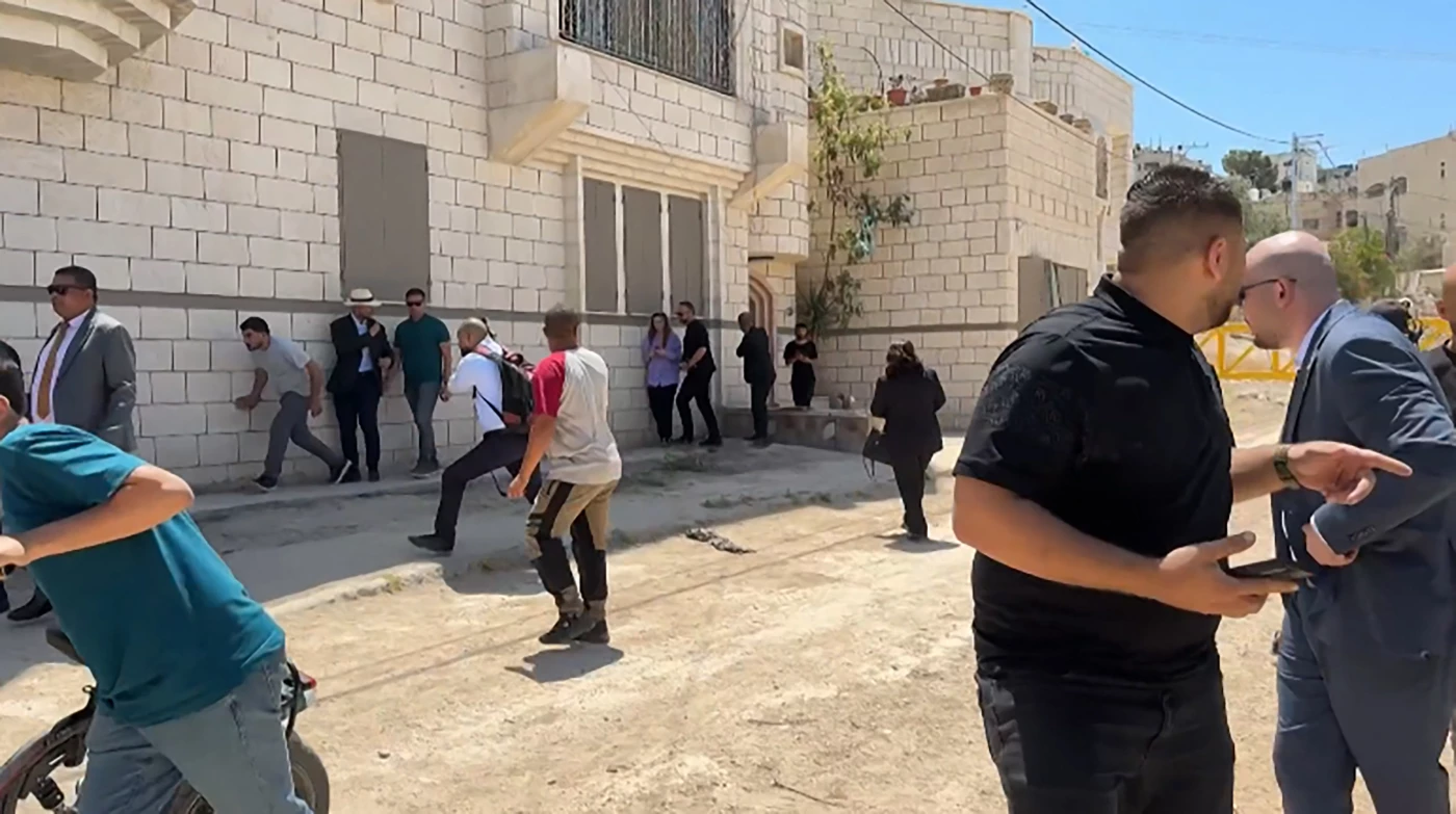 استدعاء سفيري "إسرائيل" في فرنسا وإيطاليا بعد إطلاق نار باتجاه دبلوماسيين في فلسطين