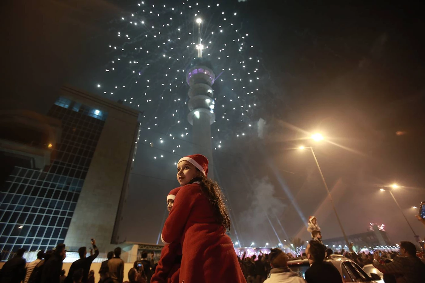 "فيها مخاطر".. عمليات بغداد تدعو المواطنين إلى عدم استخدام الألعاب النارية المفرطة