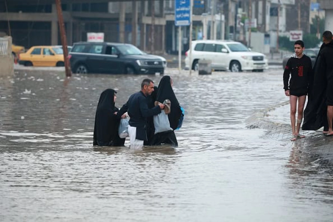 قائمة بالمحافظات العراقية التي عطّلت دوام المدارس غداً بسبب الأمطار