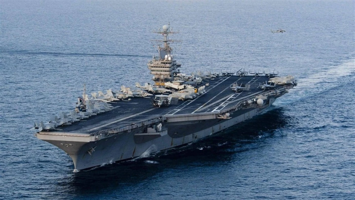 حاملة الطائرات "لينكولن".. تقارير: أميركا تجري تحركات عسكرية وتُرسل تعزيزات للشرق الأوسط