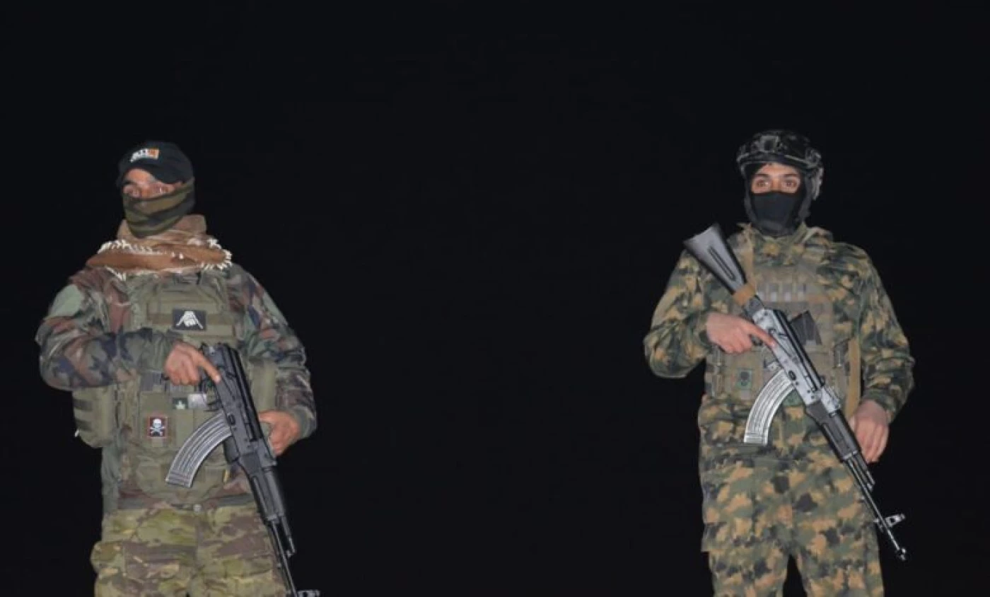 صور| "الحشد الشعبي" يعزز انتشاره على الحدود بين العراق وسوريا