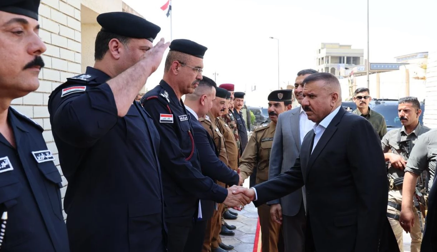 مراكز الانتخابات والنزاعات العشائرية.. مخرجات اجتماع وزير الداخلية في مقر شرطة البصرة