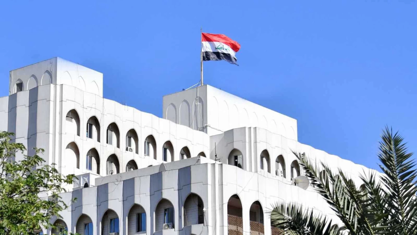 "يكلفون مليار يومياً".. نائب: هناك ألف موظف فائض عن الحاجة في البعثات الدبلوماسية