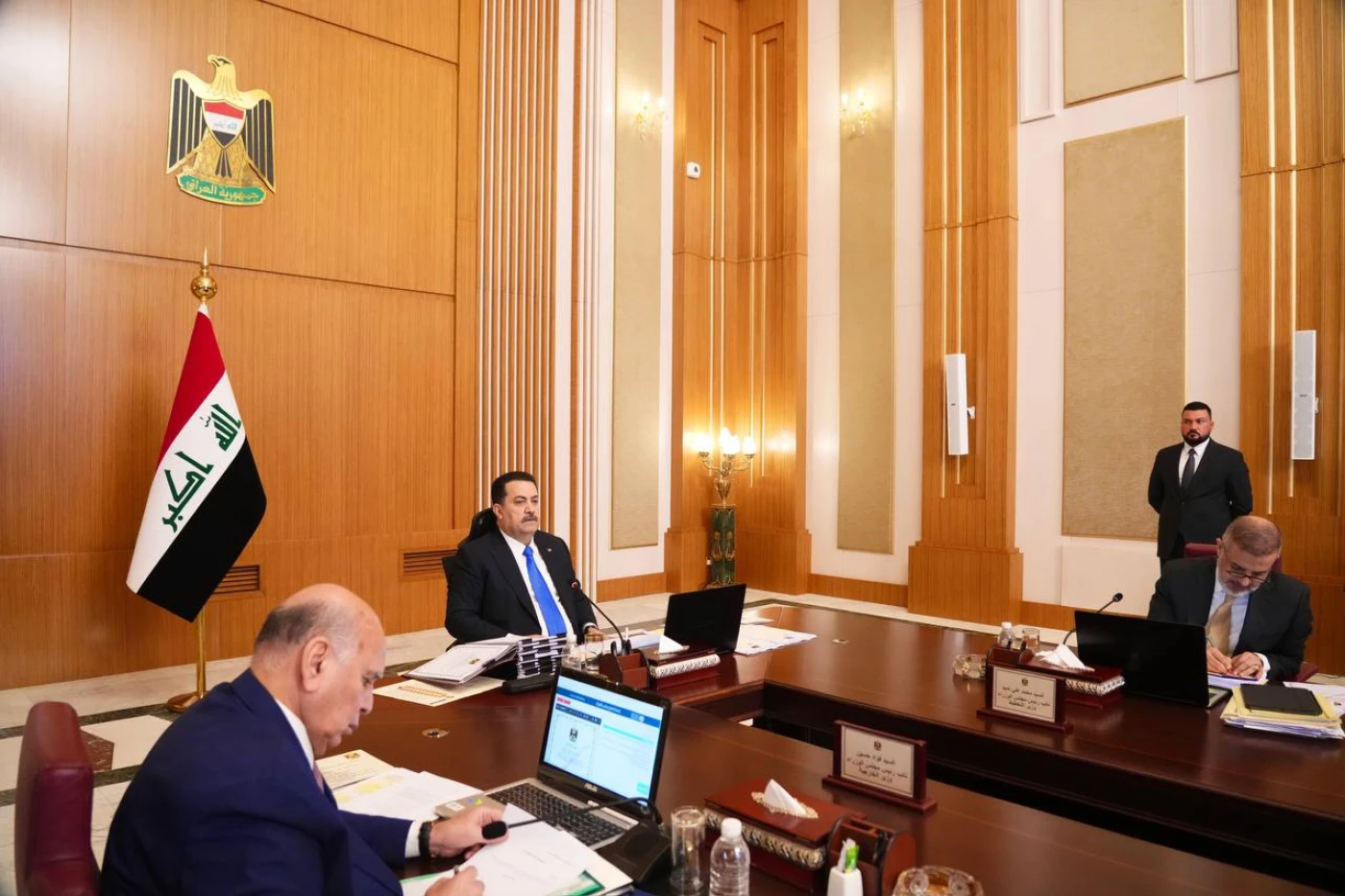 الحكومة العراقية تسحب قراراً بتصديق اتفاقية مع إيران وتقرر اعتماد الفيزا الإلكترونية 