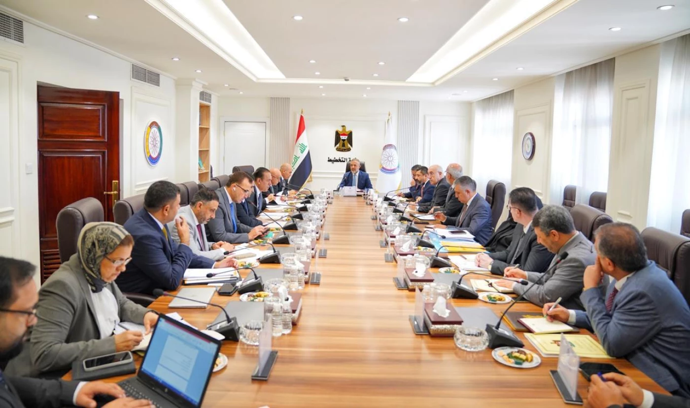 اجتماع مشترك بين حكومتي بغداد وأربيل.. رواتب الموظفين والنفط على الطاولة