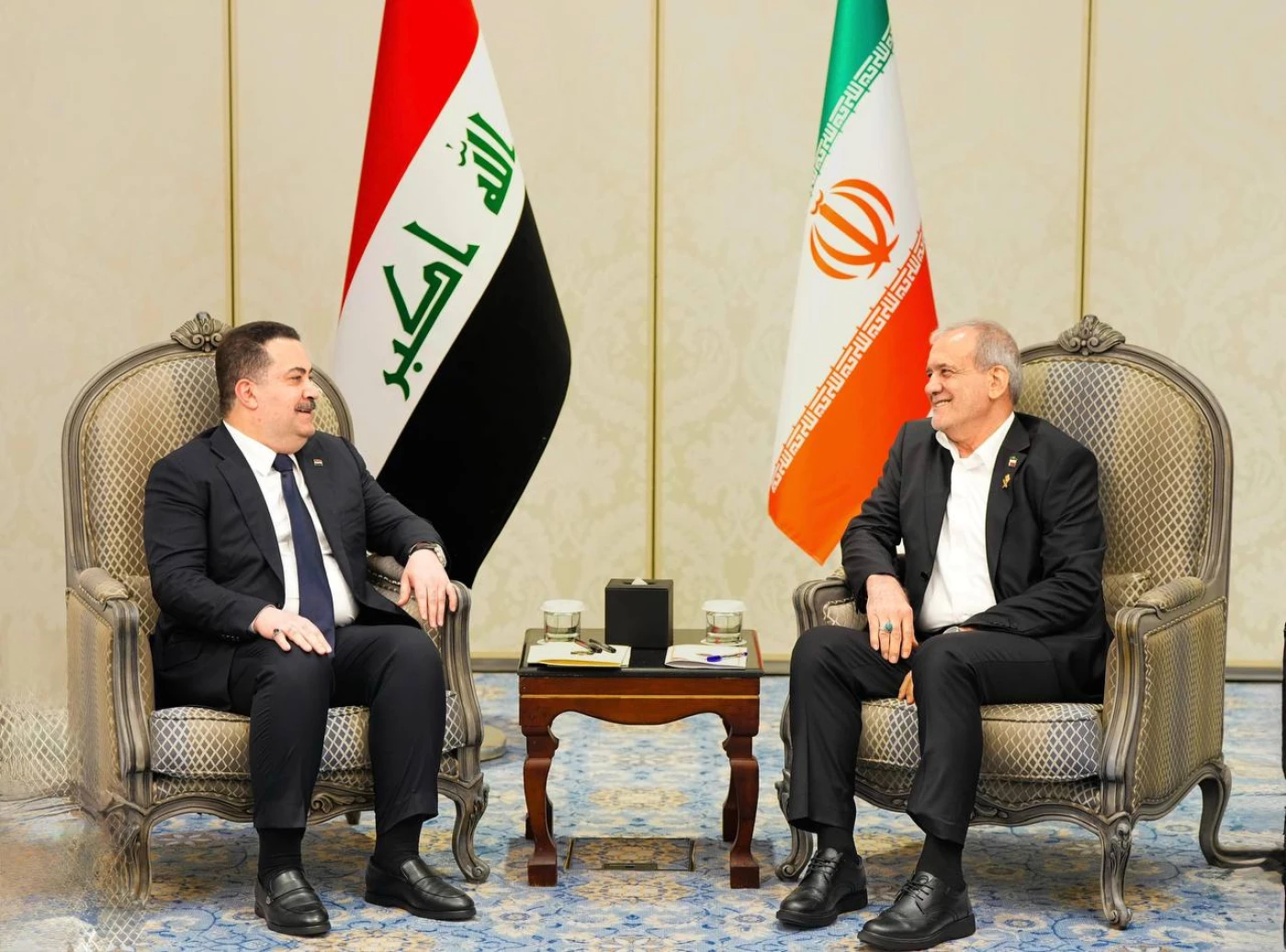 "العمل المشترك لخفض التصعيد".. السوداني يلتقي الرئيس الإيراني في الدوحة