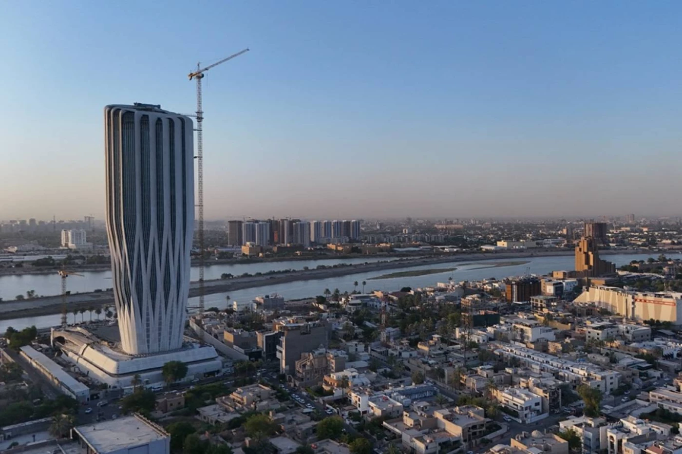 التلاعب بالأرقام لإغراق الجمهور.. هل الأرقام التي تعلنها حكومة السوداني حول الاستثمارات صحيحة؟