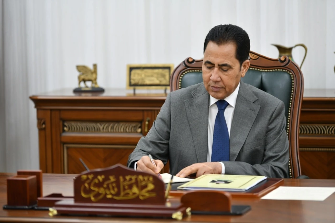 عطلة في ذي قار وواسط.. ومحافظ نينوى ينتقد تعطيل الدوام "غير المبرر" 