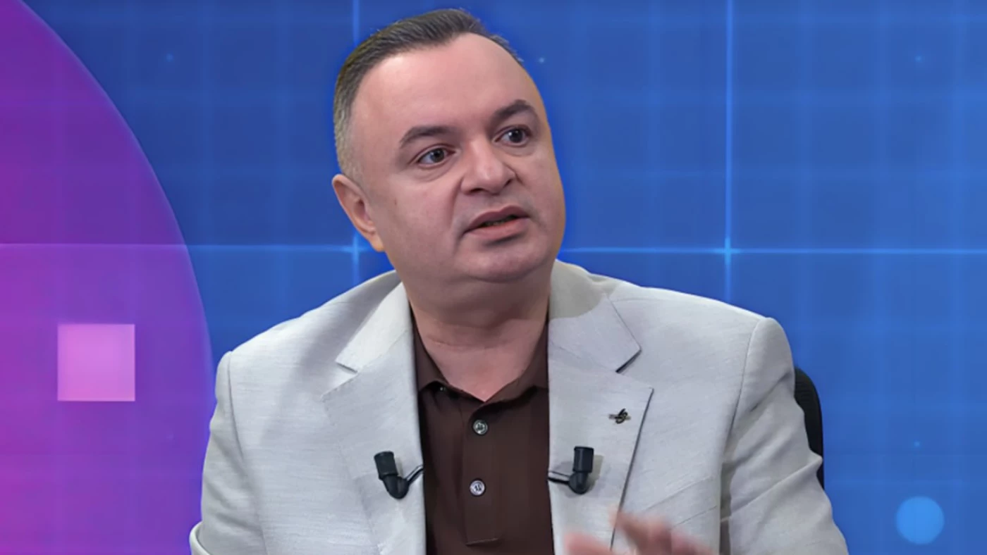 نائب: قرار حل مشكلة رواتب موظفي كوردستان بيد جارتنا "مع طرفين" داخل العراق