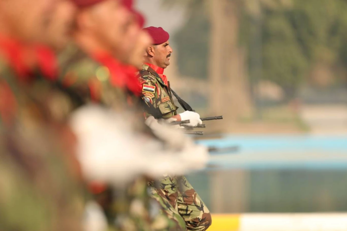 مصدر: أحكام قضائية بالسجن بحق المتورطين بحادثة معسكر تدريب الناصرية.. طرد "ناصر الغنام" وحبس شديد