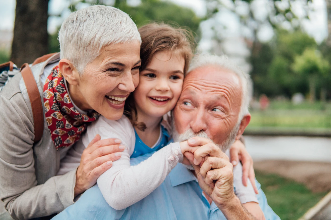 دراسة علمية: التواصل مع الأحفاد يعزز الذاكرة.. كيف؟