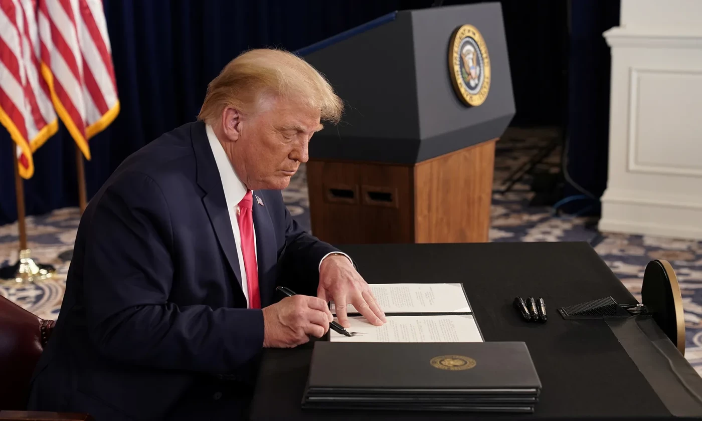 ترامب: 25% رسوم جمركية على أي دولة تتعامل تجارياً مع إيران