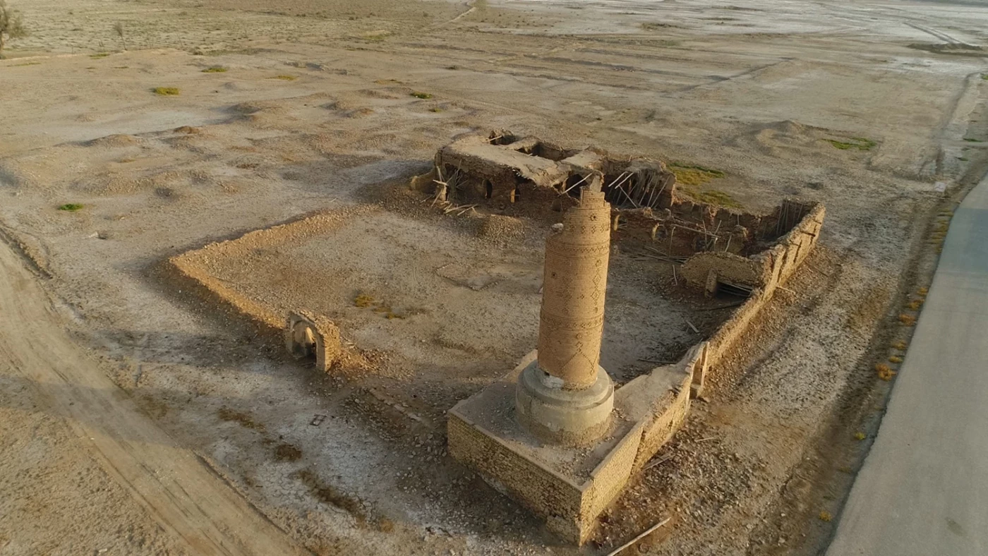 بعثات أجنبية تعثر على 1500 قطعة أثرية في ذي قار.. جدار لارسا وبيت الإله