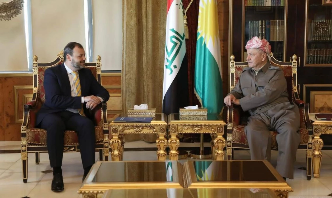 بارزاني يبحث مع ممثل الاتحاد الأوروبي في كوردستان مستجدات المنطقة ومستقبل الكورد في سوريا