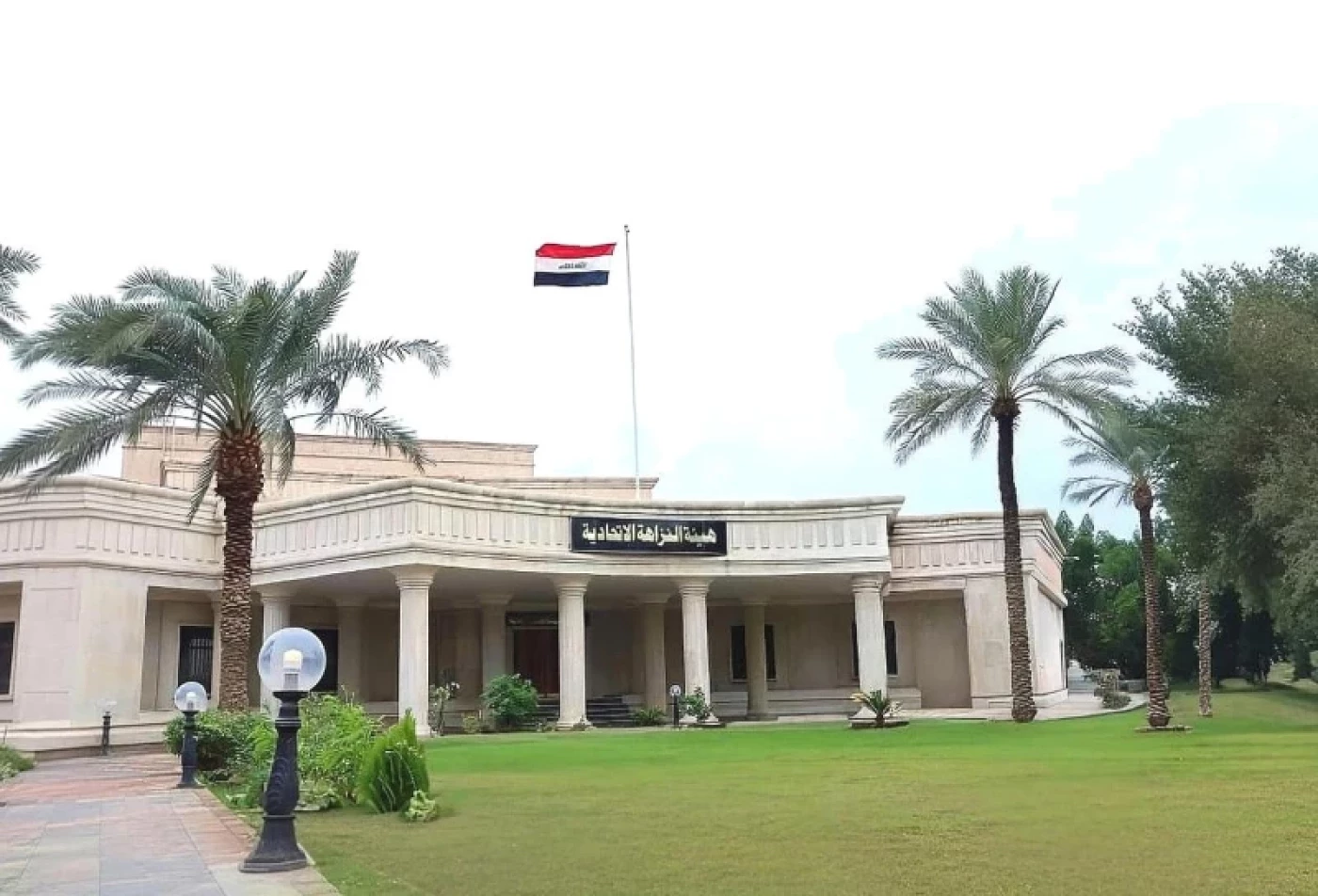 اختلست أموال رسوم وأمانات.. السجن غيابياً 10 سنوات بحق مسؤولة سابقة في ديالى