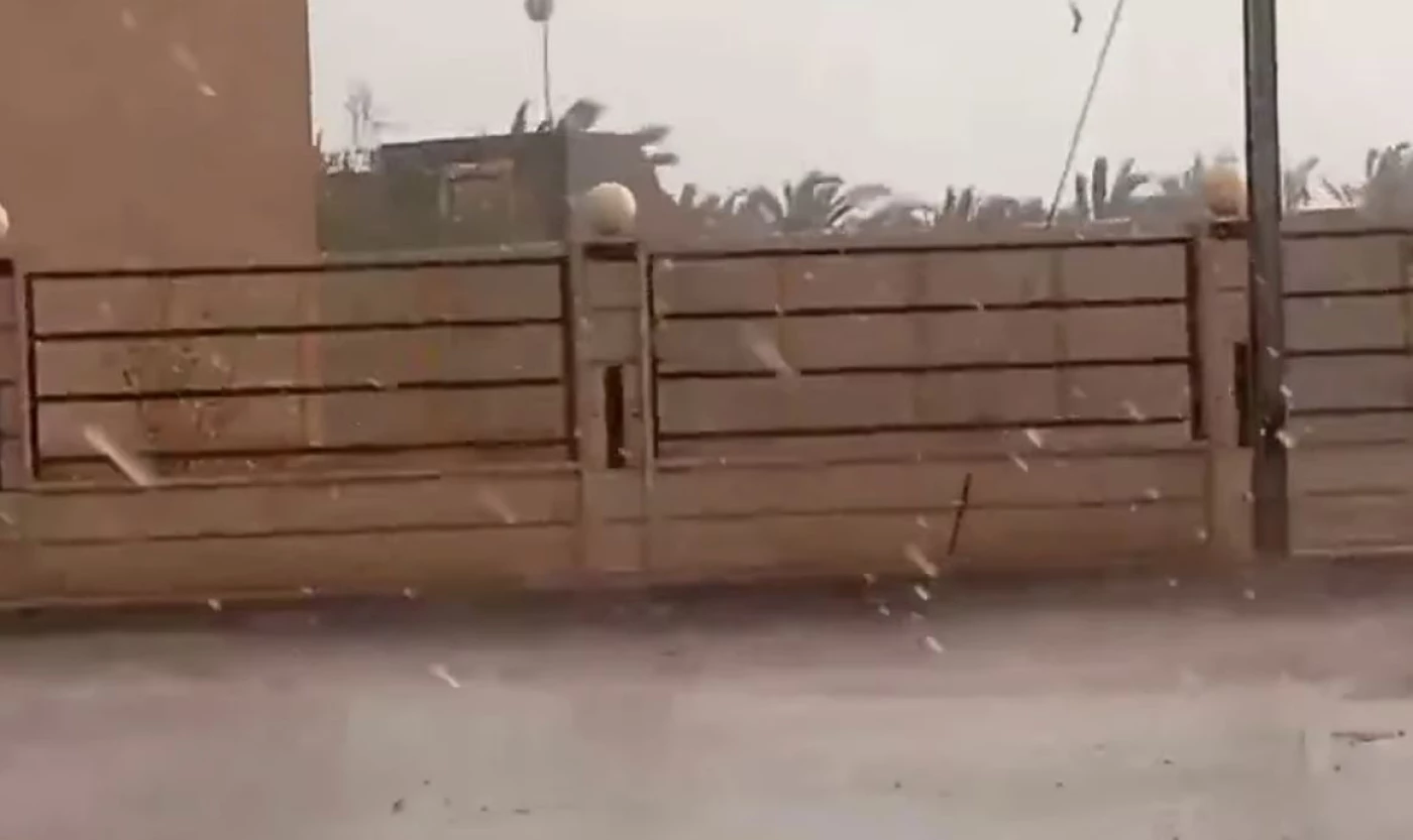 فيديو| أمطار غزيرة بالمثنى في آب "اللهّاب" وراصد يفسّر