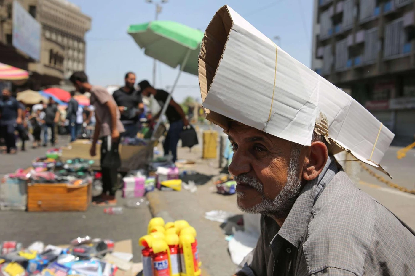 بغداد تتحول إلى صحراء والهروب من الحر "مستحيل".. ما هو حل العوائل لمواجهة الصيف؟