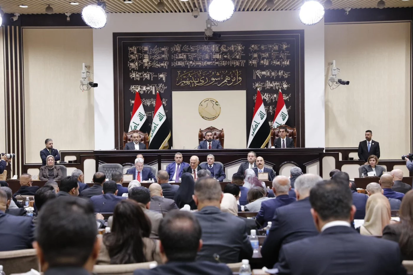 البرلمان يعتزم استضافة وزيري الدفاع والداخلية ورئيس أركان الجيش لمناقشة ملف الحدود مع الجوار