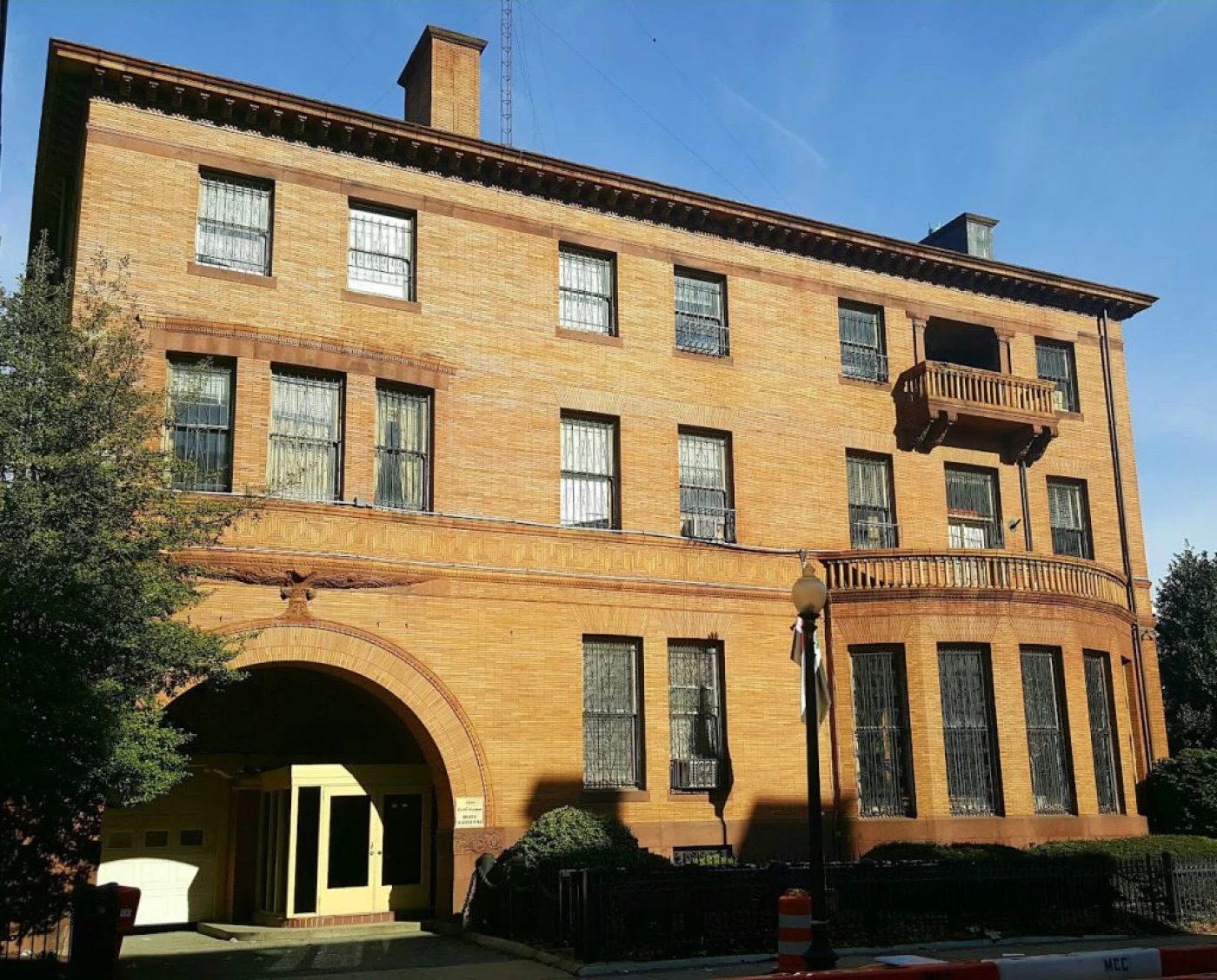 سفارة بغداد لدى واشنطن: أميركا تستطيع معالجة التهديدات الأمنية وفق تفويض مكافحة الإرهاب 