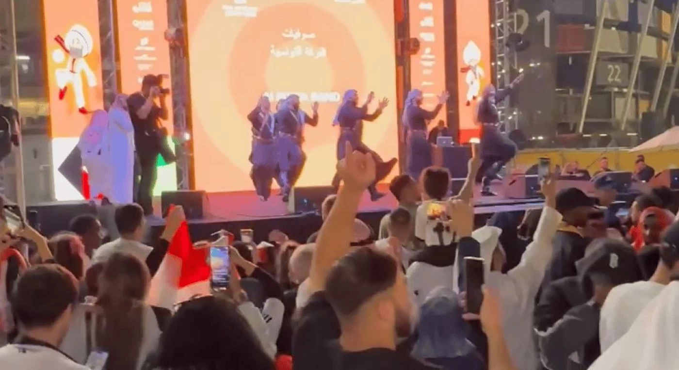 بعد فيديو التمجيد بصدام حسين.. اللجنة المنظمة لكأس العرب: تصرف فردي من أحد العاملين