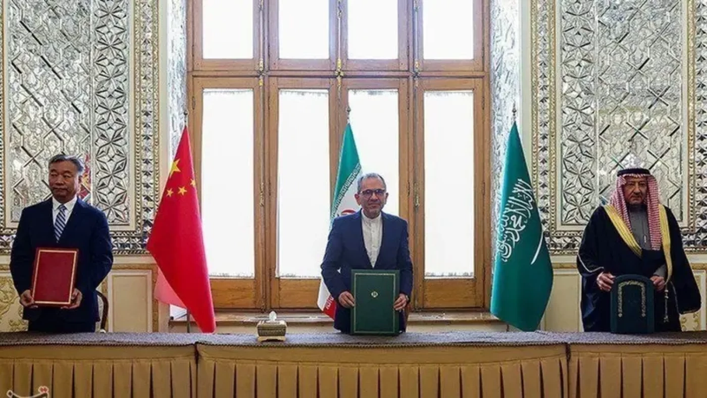 إيران تثمن مواقف السعودية.. مخرجات اجتماع ثلاثي في طهران بحضور الصين