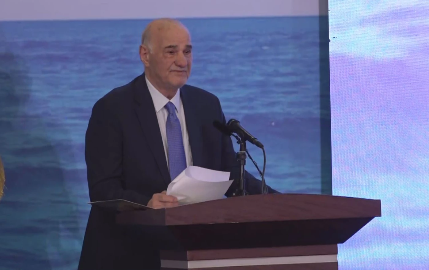 وزير الموارد: طالبنا تركيا بزيادة الإطلاقات المائية لنهري دجلة والفرات.. وهذه السنة رطبة