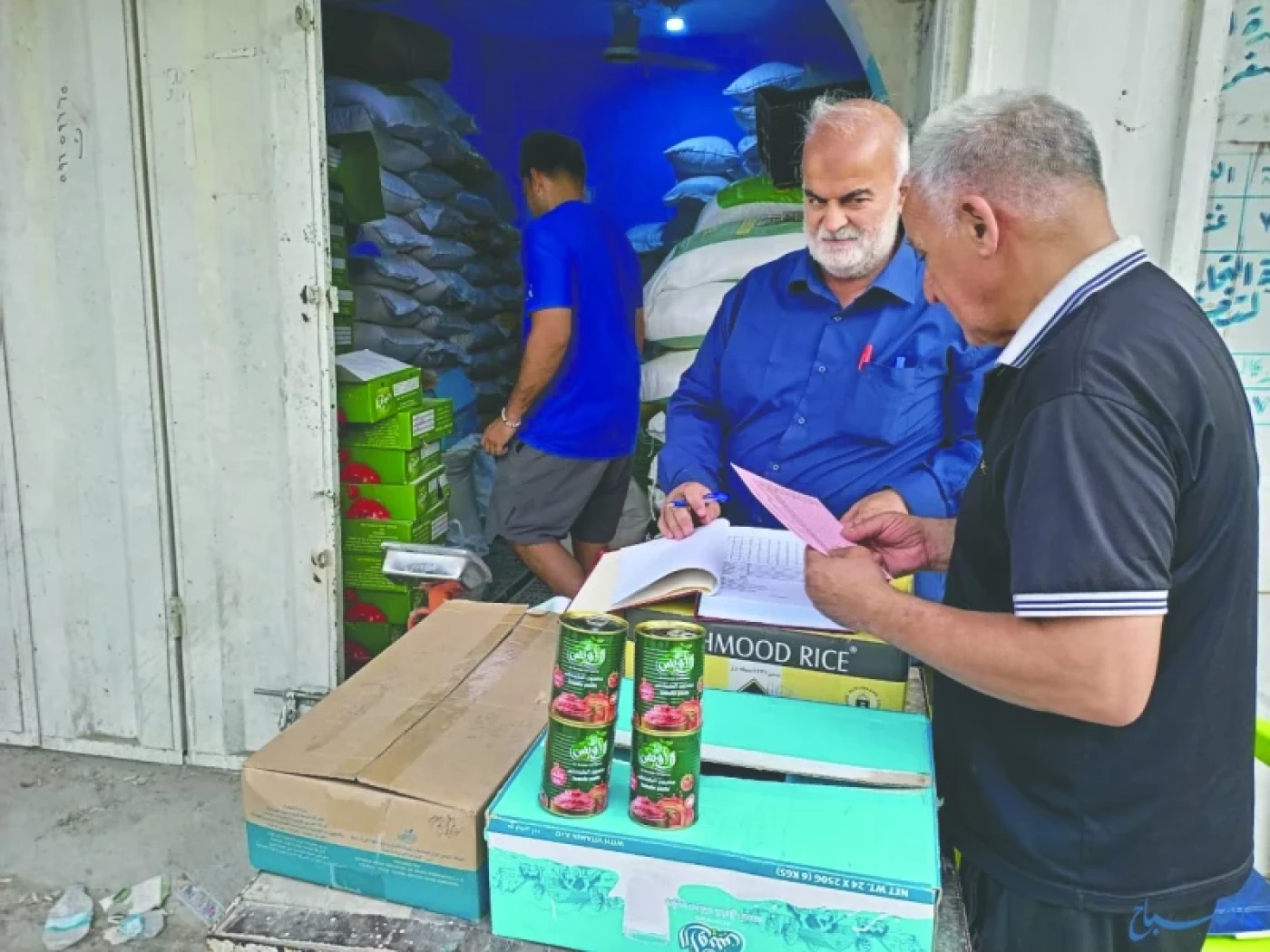 وزير التجارة: مقترح لحجب التموينية عن الموظفين الذين يتقاضون مليون ونصف شهرياً