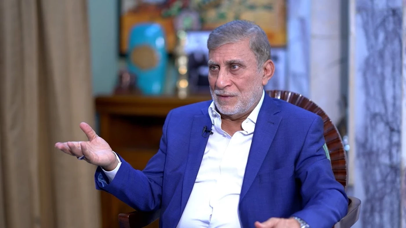 عزّت الشابندر يصوّب نحو الحلبوسي ويتهكم من شعار "نحن أمّة": إلى متى هي باقية؟