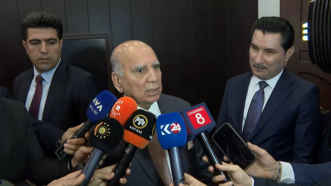 فؤاد حسين: قيادات خطيرة ضمن سجناء داعش القادمة إلى العراق