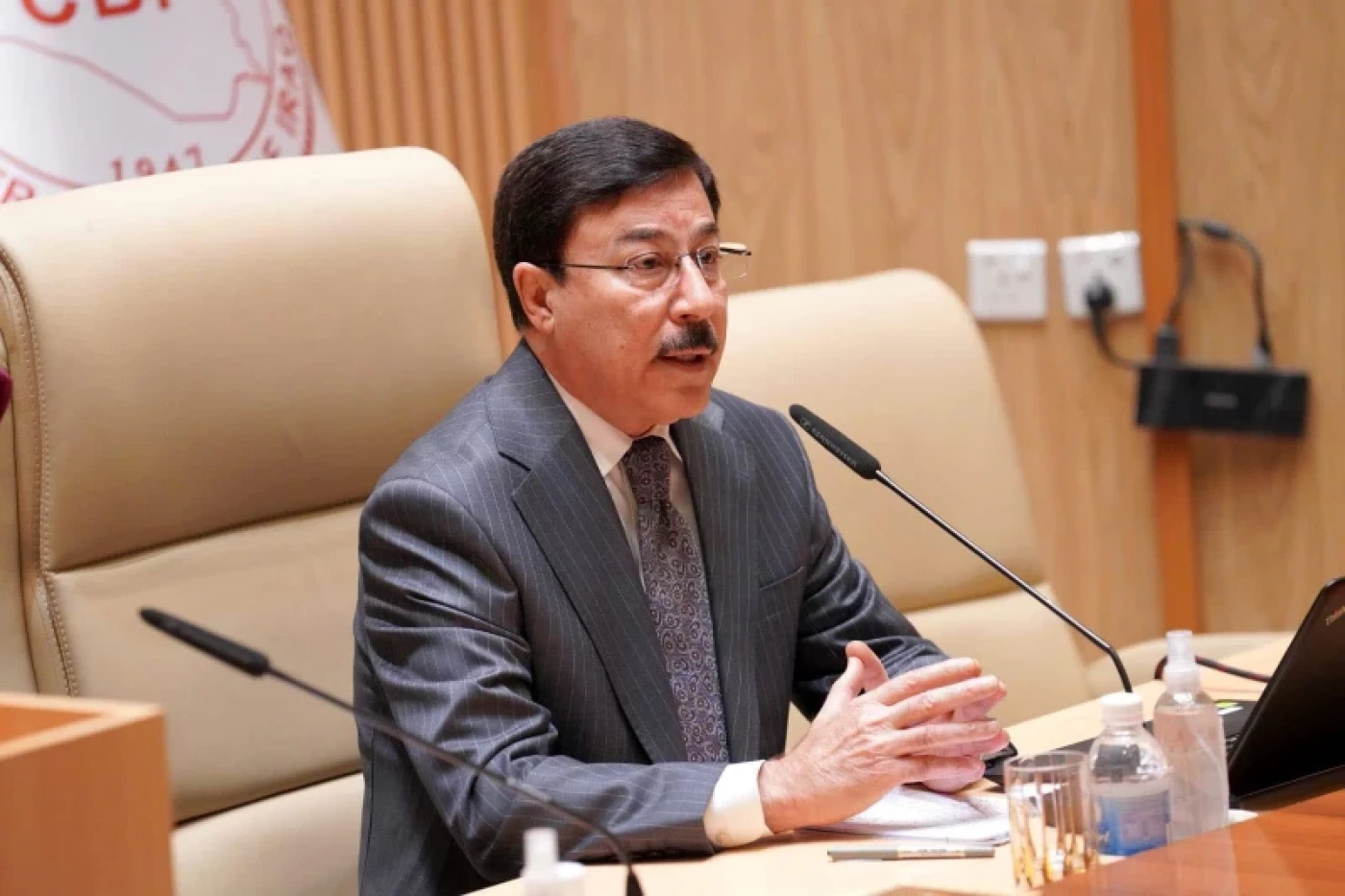 العلاق: البنك المركزي يعمل على خطتين لإصلاح النظام المصرفي.. دخلنا مراحل متقدمة