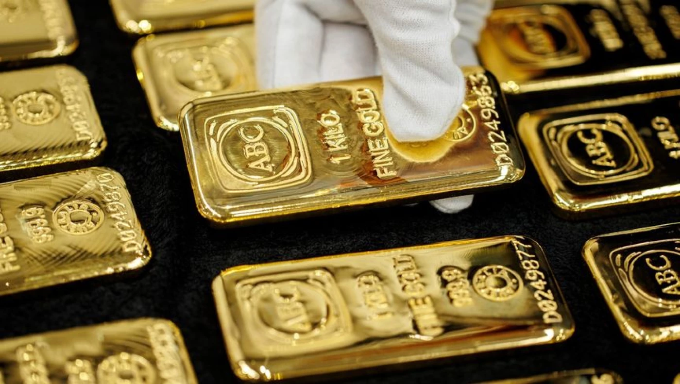 المعدن الأصفر يحافظ على مكاسبه مع الترقب لتطبيق رسوم ترامب الجديدة
