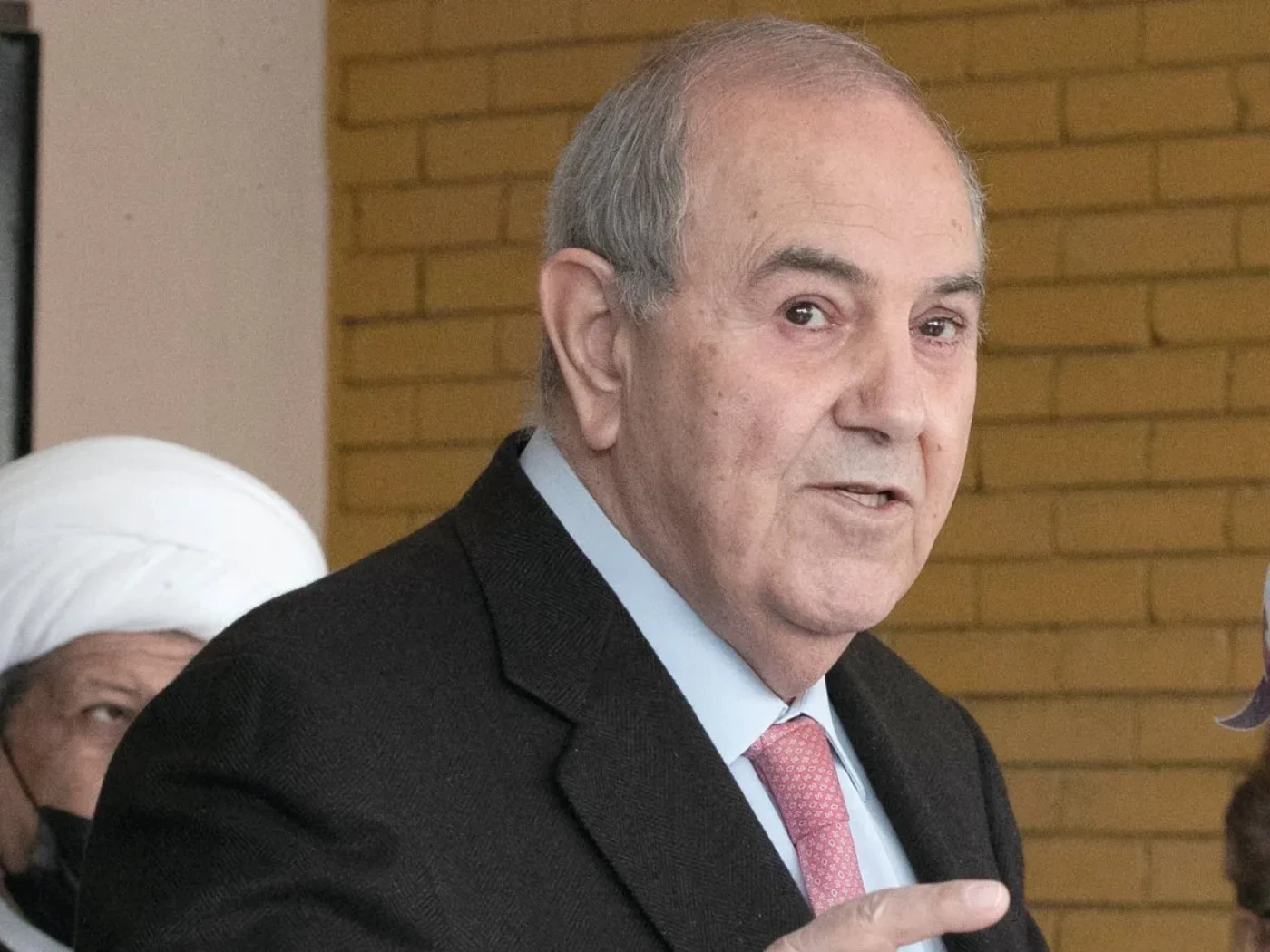 وفاة نجل أياد علاوي في مستشفى ابن سينا