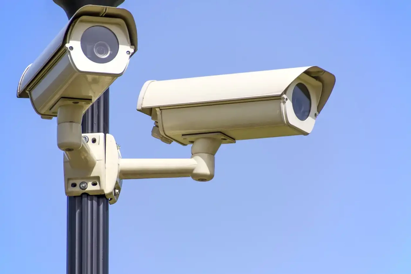 بعد صرف المليارات.. لجنة تحقيقية حول "إخفاق" مشاريع كاميرات المراقبة في النجف
