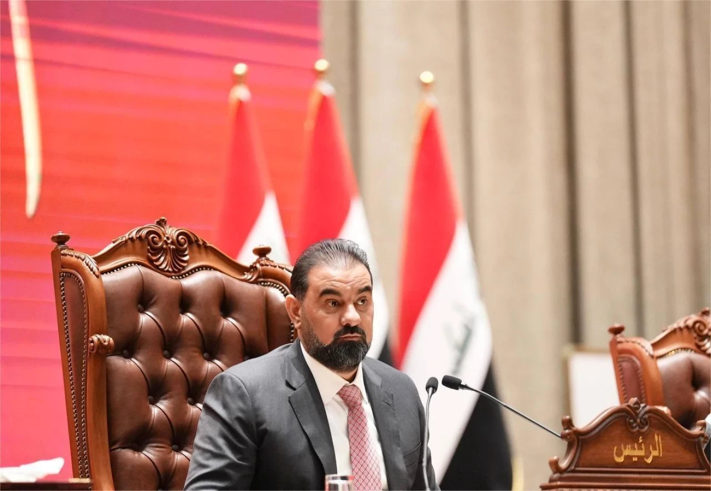 مركز حقوقي يرصد تهديدات من هيبت الحلبوسي بحق صحفيين ونشطاء