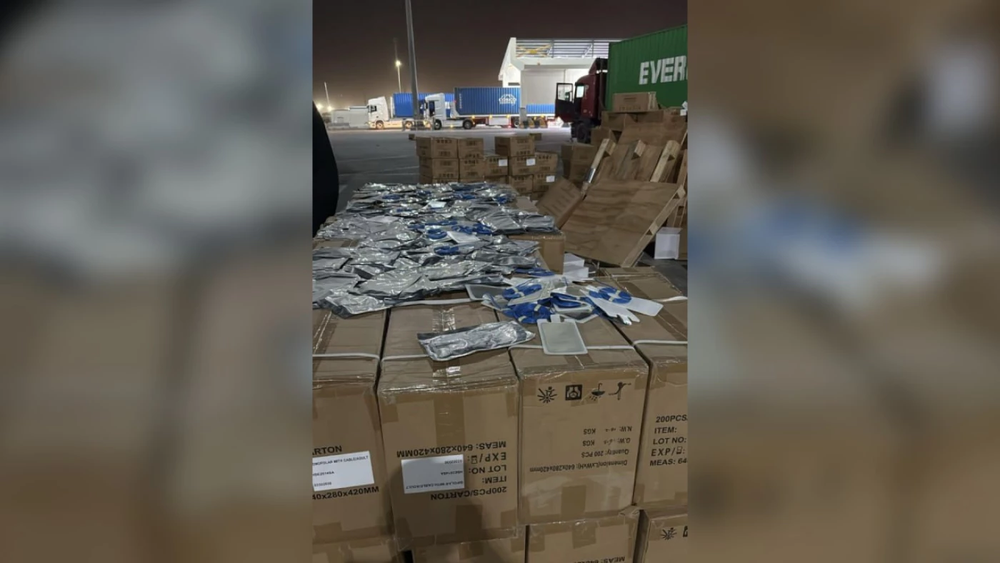 البصرة.. ضبط أجهزة ومستلزمات طبية معدّة للتهريب في ميناء أم قصر