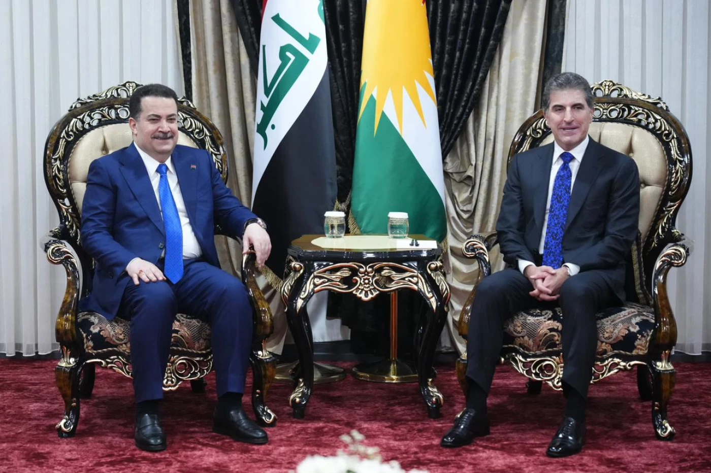 نيجيرفان بارزاني والسوداني يتحدثان عن ضرورة الالتزام بالدستور كـ"مرجعية" لحماية المؤسسات 