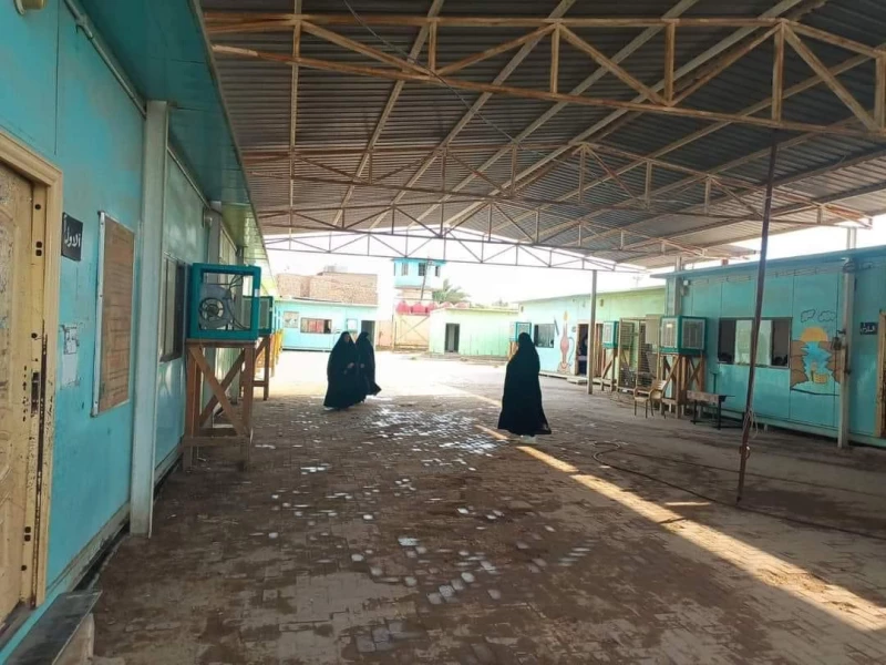 صور| 24 مدرسة كرفانية في النجف.. الأطفال بمواجهة مفتوحة مع الحرارة والمخاطر