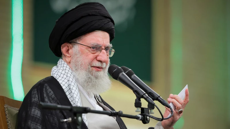 ماذا قال مراجع الدين في إيران بعد تهديد أميركا وإسرائيل باغتيال خامنئي؟ 