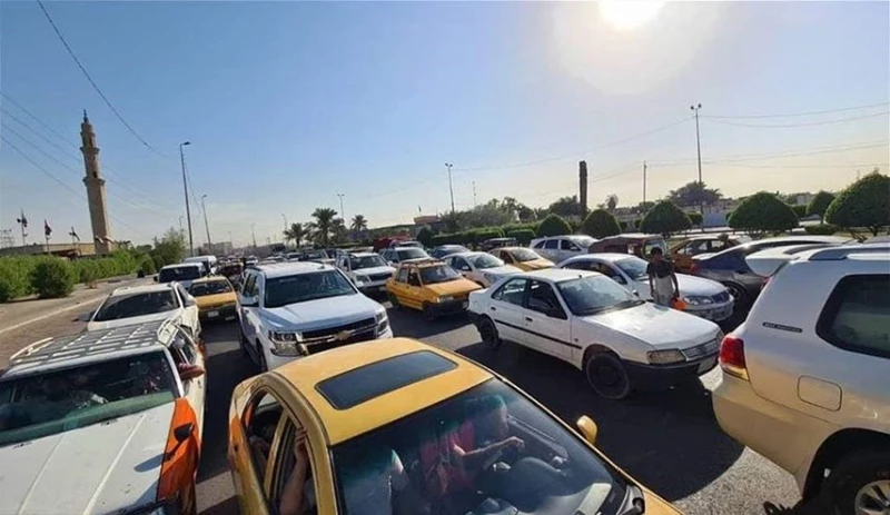 نحر سائق تكسي وسرقة سيارته من راكبين.. جريمة مروعة في البصرة