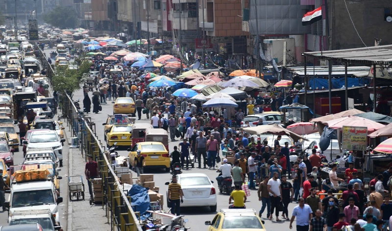 خبير اقتصادي يحذر من "خطر حقيقي" قد يحوّل العراق لدولة شبيهة بالدول الإفريقية