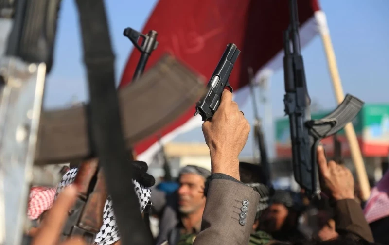 الحكومة العراقية تشرع بتتبّع الأسلحة المفقودة.. ومهلة لـ"غير المرخصة"