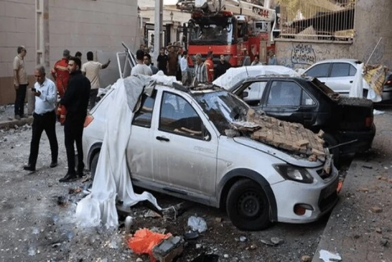 مقتل وإصابة 15 شخصاً بانفجار داخل مجمع سكني في مدينة بندر عباس الإيرانية 