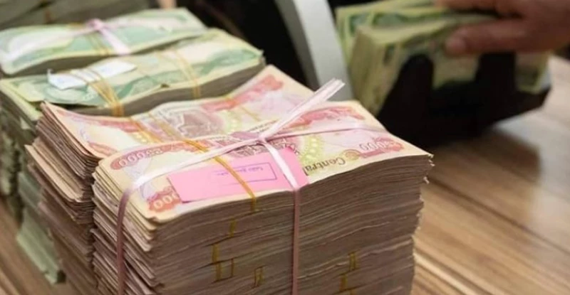 حتى البرلمان خائف من تأخر رواتب موظفي العراق.. نائب لـ"الجبال": الحكومة ملزمة بمعالجة العجز