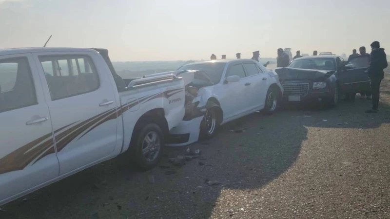 صور| الضباب يؤدي إلى اصطدام 19 مركبة في الديوانية.. وفاة امرأة بـ"الحادث المؤسف" 