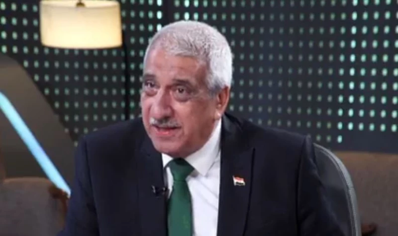 خبير: جسور الحكومة جميعها "بالآجل".. والدولار لم ينخفض بسبب إصلاحات داخلية